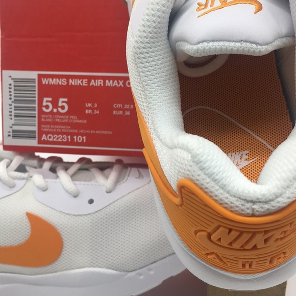 WMNS NIKE AIR MAX OKETO white/orange peel - Picture 8 of 8